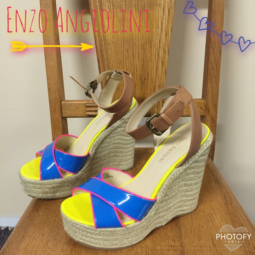 New Size 8.5 Enzo Angiolini Wedge Sandals 🎉HP🎉